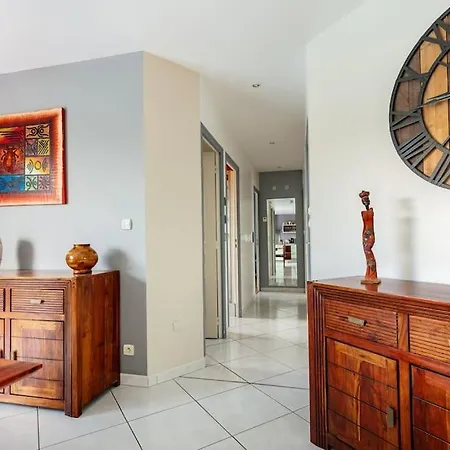 فيلة Avec Piscine Chauffee Proche Circuit 24h