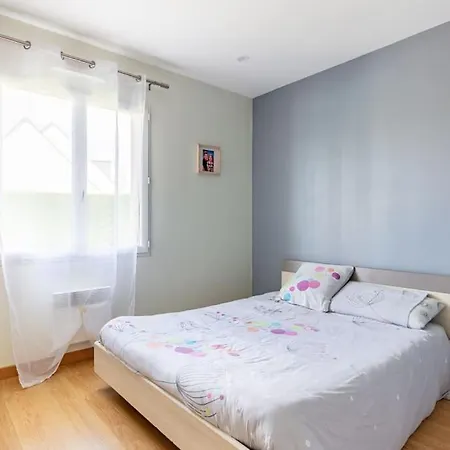 Avec Piscine Chauffee Proche Circuit 24h