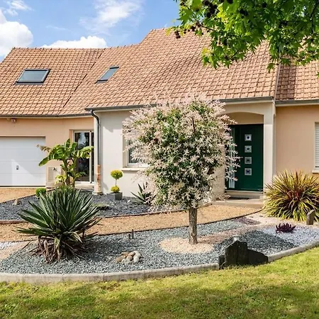 Avec Piscine Chauffee Proche Circuit 24h Villa