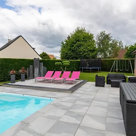 فيلة Avec Piscine Chauffee Proche Circuit 24h *