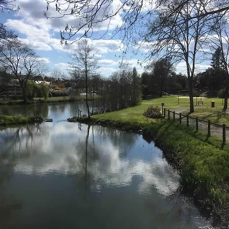 فيلة Avec Piscine Chauffee Proche Circuit 24h